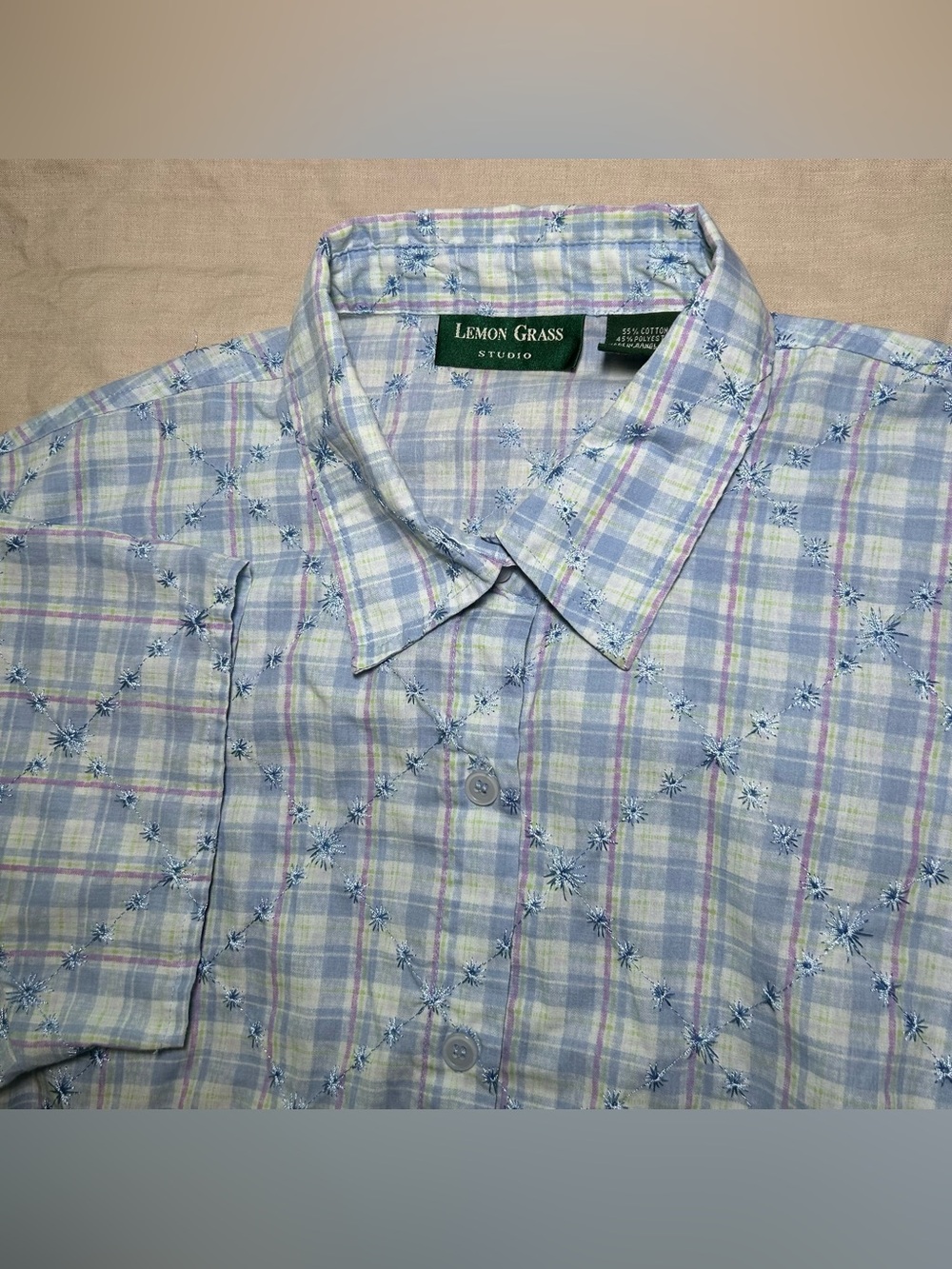 VTG Embroidered Button Up Shirt Women’s XL Floral Plaid Blue Cottagecore Prairie